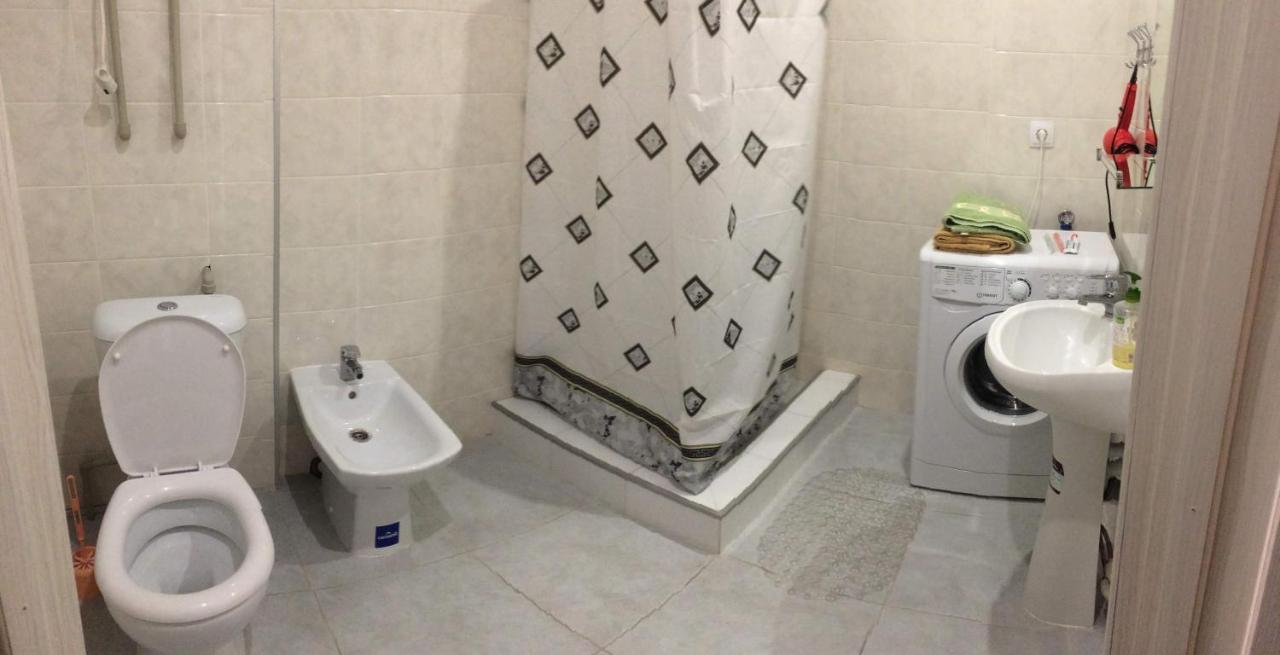 Studio Apartment In Center Poltava Exteriör bild